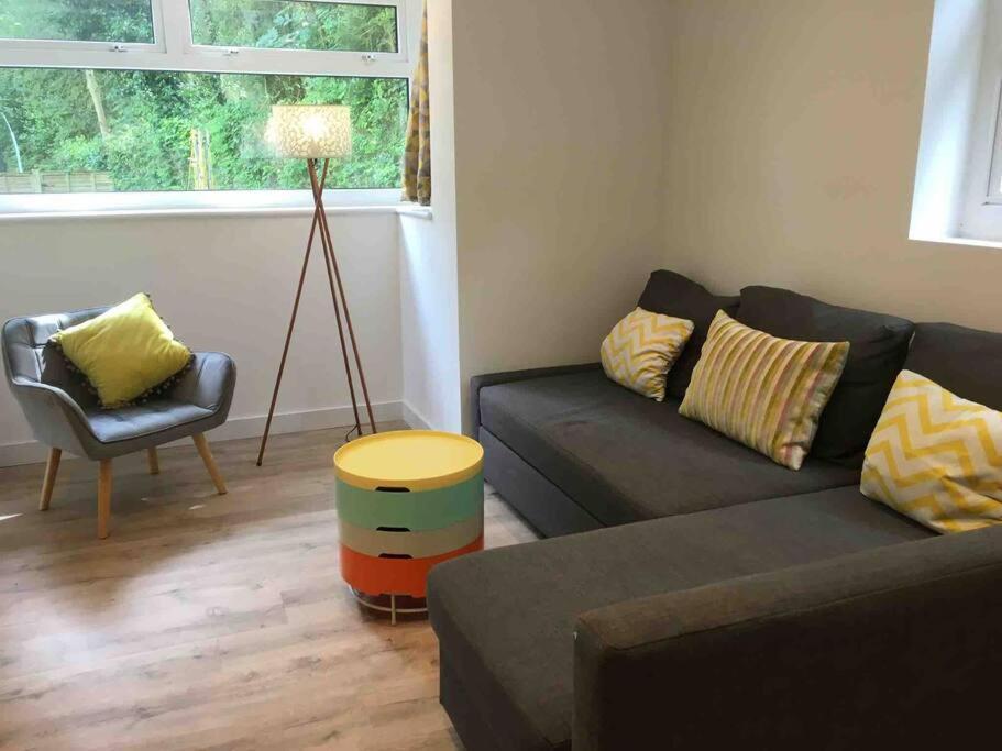 Bright And Spacious Annex Near Lymington With Private Garden Exterior photo